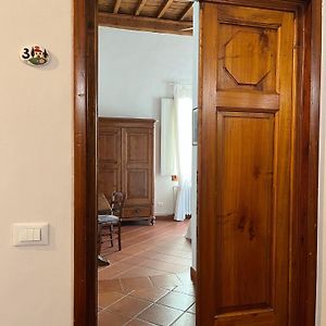 Uitgebreide Kamer met een King Size Bed